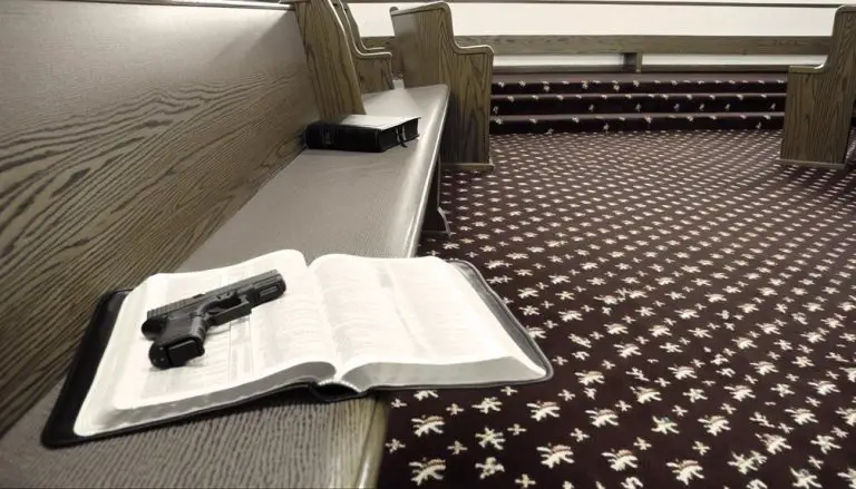 carrying firearms in church